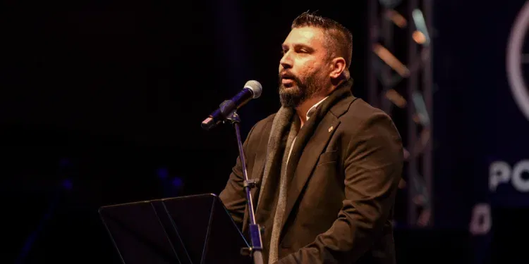 Кемал Сулејманов, национален лидер на граѓанското политичко движење движење Аваја на настанот „Добро за Ромите, добро за Северна Македонија“.